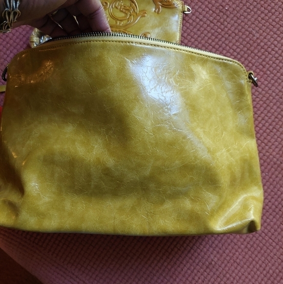 NWOT. Meitrue Medium Goldenrod Clutch/ Shoulder Handbag - Picture 5 of 15